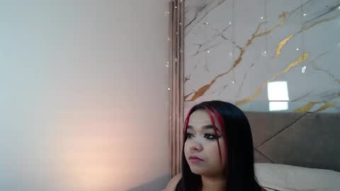 disyamil_pineda online show from 05-07-26, 02:39