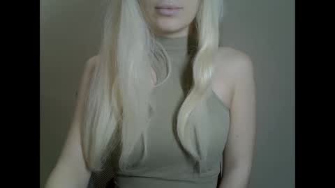 DitaMilton online show from 01-23-25, 06:45