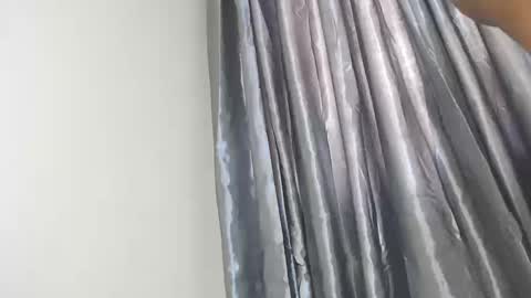 Snapshot of diva_kiki chatting on 10-19-25, 06:47 Diva online show from 10-19-25, 06:47