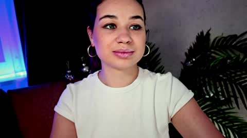 Tia online show from 01-08-25, 03:08