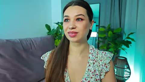 Tia online show from 03-22-26, 06:22