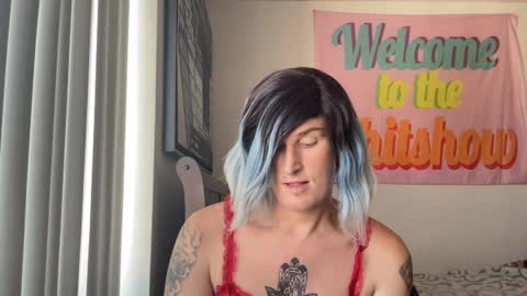 divinathedivine online show from 10-08-25, 08:39