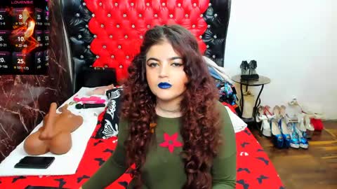 Snapshot of divine_goddess69 chatting on 05-21-26, 01:01 Ana online show from 05-21-26, 01:01