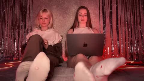 Hannah online show from 12-24-24, 11:22