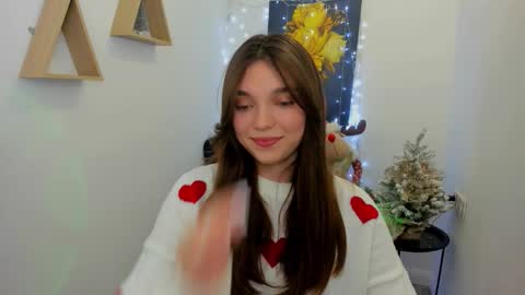 Snapshot of divineamour chatting on 12-05-25, 11:19 Hannah online show from 12-05-25, 11:19