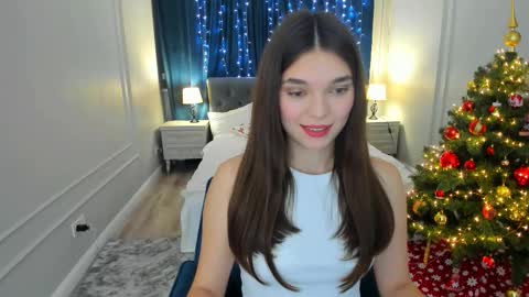 Snapshot of divineamour chatting on 12-14-25, 03:34 Hannah online show from 12-14-25, 03:34