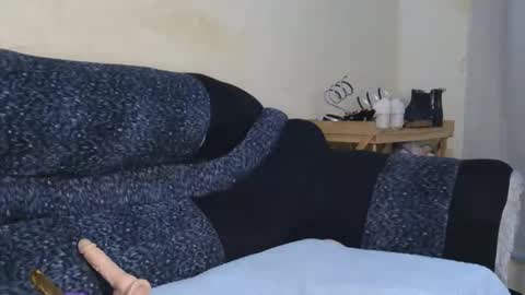 Snapshot of divineassgoddess chatting on 05-04-26, 12:17 divineassgoddess online show from 05-04-26, 12:17