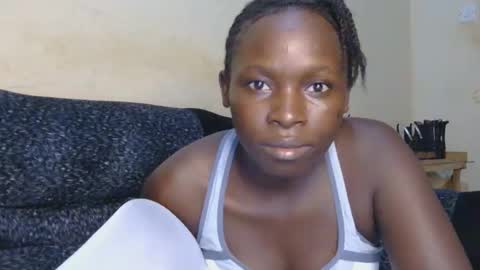 Snapshot of divineassgoddess chatting on 05-25-26, 06:36 divineassgoddess online show from 05-25-26, 06:36