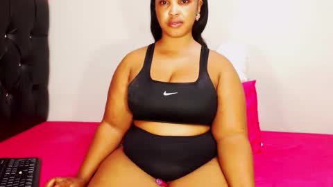 divinebooty93 online show from 02-04-26, 04:18