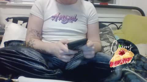 divinecherrypie online show from 01-31-25, 02:37
