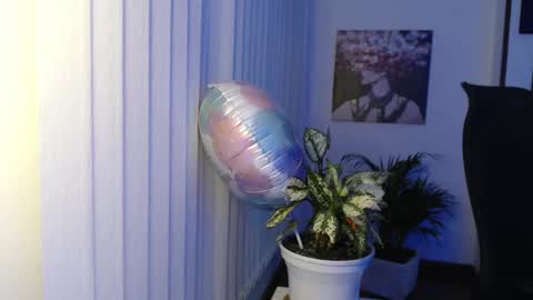 Hera online show from 12-19-25, 10:11