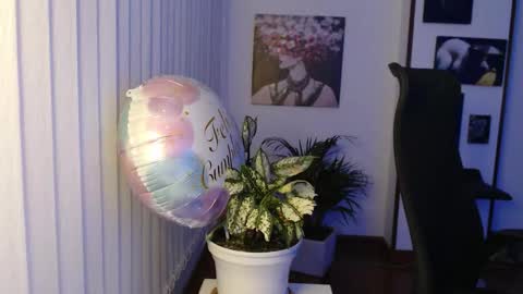 Hera online show from 12-23-25, 10:02