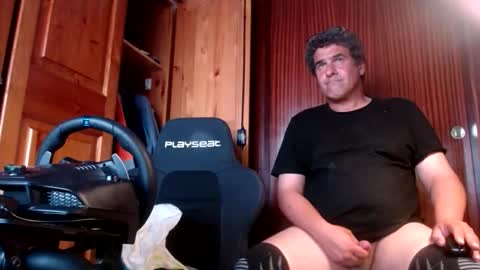 divitimido online show from 10-09-25, 07:06