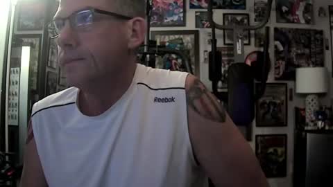 dix_handley_50 online show from 07-15-26, 07:52