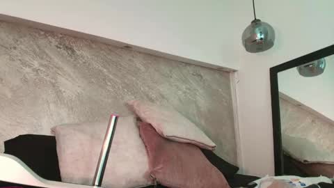 Sofia  online show from 04-28-26, 02:33