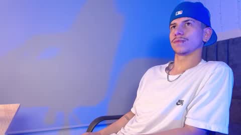 Snapshot of dj__bigd chatting on 10-22-25, 02:23 big d B online show from 10-22-25, 02:23