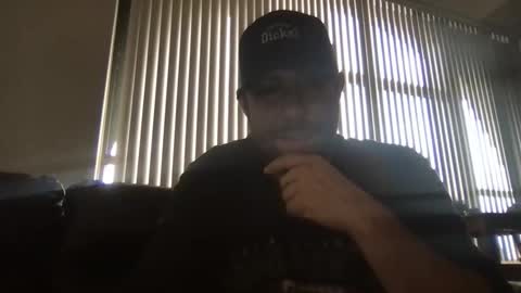 Snapshot of dj_chaterbate chatting on 11-11-25, 04:29 DJ Chaterbate online show from 11-11-25, 04:29