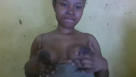 Snapshot of djami534591 chatting on 11-10-25, 10:25 djami534591 online show from 11-10-25, 10:25