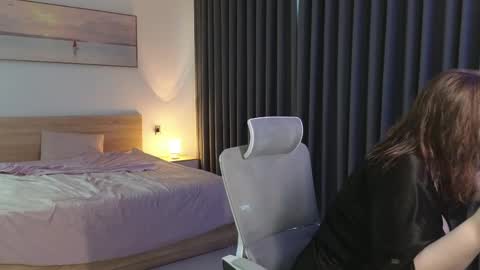 Jenia online show from 04-27-26, 12:41