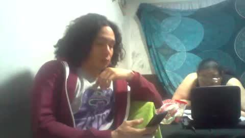 djo211294 online show from 01-10-25, 09:23