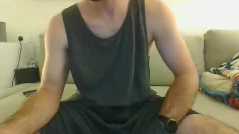Snapshot of djokitche chatting on 05-19-26, 08:15 djokitche online show from 05-19-26, 08:15