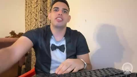 Snapshot of djonson_ chatting on 10-01-25, 06:25 Djonson online show from 10-01-25, 06:25