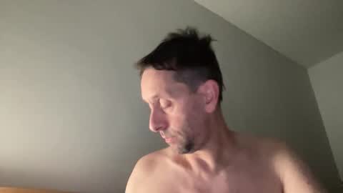 Snapshot of djstorm2019 chatting on 12-22-25, 09:28 djstorm2019 online show from 12-22-25, 09:28