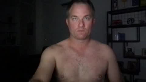 TriflinYoBitch online show from 09-10-25, 02:22