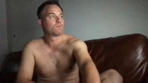 TriflinYoBitch online show from 10-17-25, 01:25