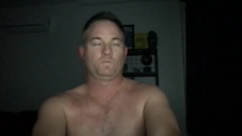 TriflinYoBitch online show from 10-22-25, 04:02