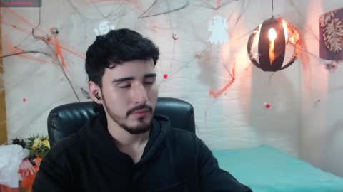 Snapshot of dmitrisanders1 chatting on 12-04-24, 08:40 Maybe in pvt online show from 12-04-24, 08:40