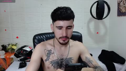 Snapshot of dmitrisanders1 chatting on 12-20-24, 12:41 Maybe in pvt online show from 12-20-24, 12:41