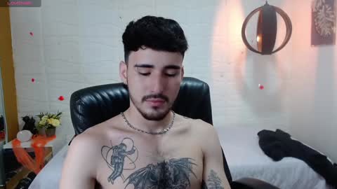 Snapshot of dmitrisanders1 chatting on 12-23-24, 10:33 Maybe in pvt online show from 12-23-24, 10:33