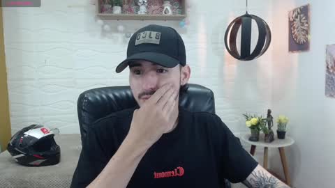 Snapshot of dmitrisanders1 chatting on 01-21-25, 08:43 Maybe in pvt online show from 01-21-25, 08:43