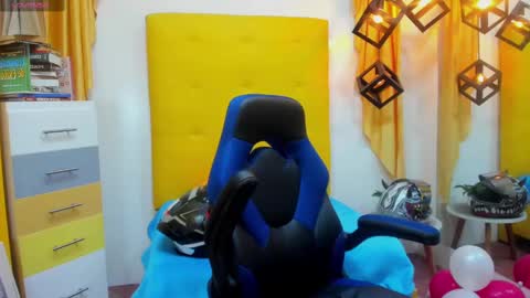 Snapshot of dmitrisanders1 chatting on 02-16-25, 03:38 Maybe in pvt online show from 02-16-25, 03:38