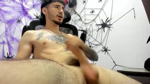 Snapshot of dmitrisanders1 chatting on 09-29-25, 10:58 Maybe in pvt online show from 09-29-25, 10:58