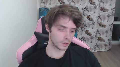 Snapshot of dmitryromanov chatting on 02-22-25, 04:07 Dead A online show from 02-22-25, 04:07