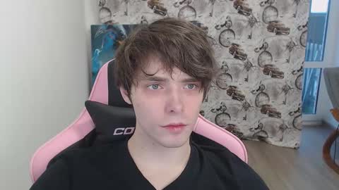 Snapshot of dmitryromanov chatting on 02-23-25, 05:45 Dead A online show from 02-23-25, 05:45