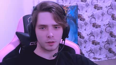 Snapshot of dmitryromanov chatting on 11-20-25, 12:11 Dead A online show from 11-20-25, 12:11