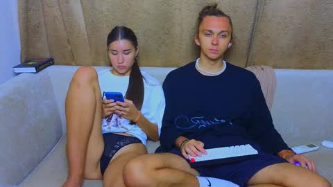 Snapshot of do_u_know_them chatting on 01-27-25, 01:09 Kirahe  Mirashe online show from 01-27-25, 01:09