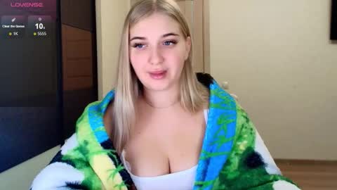 Alice online show from 10-24-25, 04:42