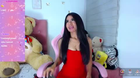 Snapshot of doe_sofi chatting on 10-06-25, 09:40 sofi online show from 10-06-25, 09:40