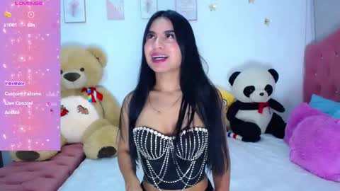 Snapshot of doe_sofi chatting on 11-24-25, 03:39 sofi online show from 11-24-25, 03:39