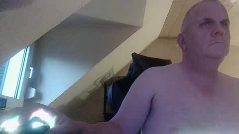 Snapshot of doggy2629 chatting on 10-30-25, 04:19 doggy2629 online show from 10-30-25, 04:19