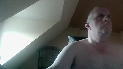 Snapshot of doggy2629 chatting on 11-22-25, 07:29 doggy2629 online show from 11-22-25, 07:29