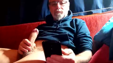 doghouseblue online show from 12-10-24, 10:16