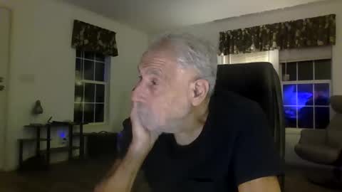 dogluc7 online show from 12-07-24, 02:31