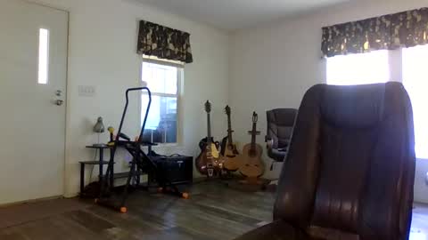 dogluc7 online show from 02-01-25, 04:44