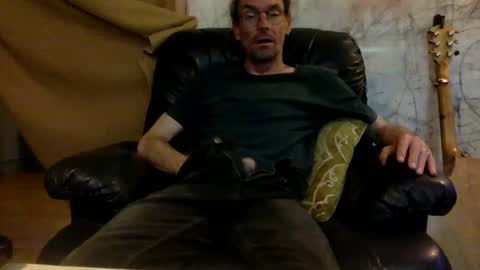 dogstarmanitee online show from 10-05-25, 08:34