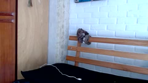 Snapshot of dogtattoo77 chatting on 10-21-25, 11:11 dogtattoo77 online show from 10-21-25, 11:11